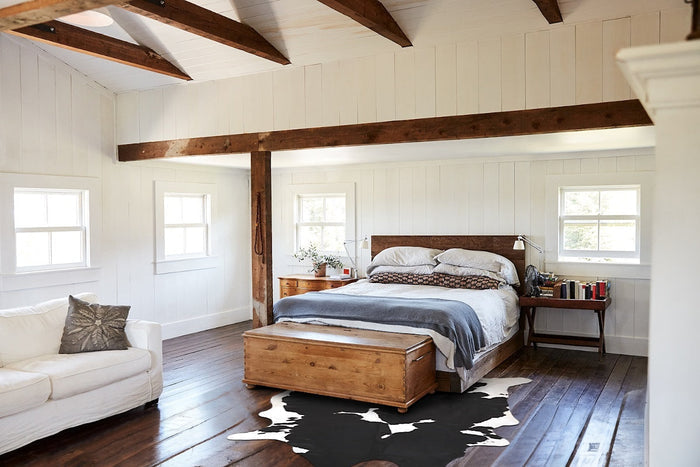 Black and White Cowhide Rug #B10509