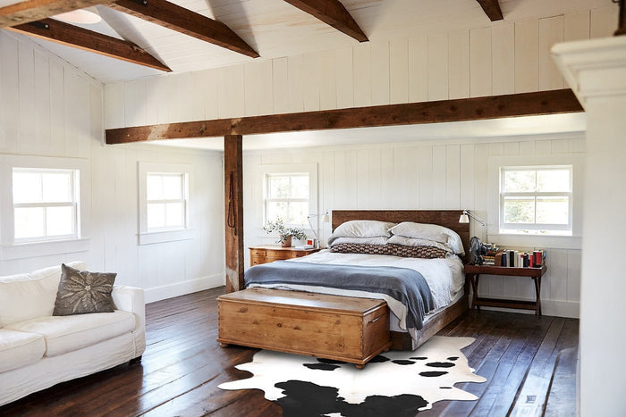 Black and White Cowhide Rug #B10285