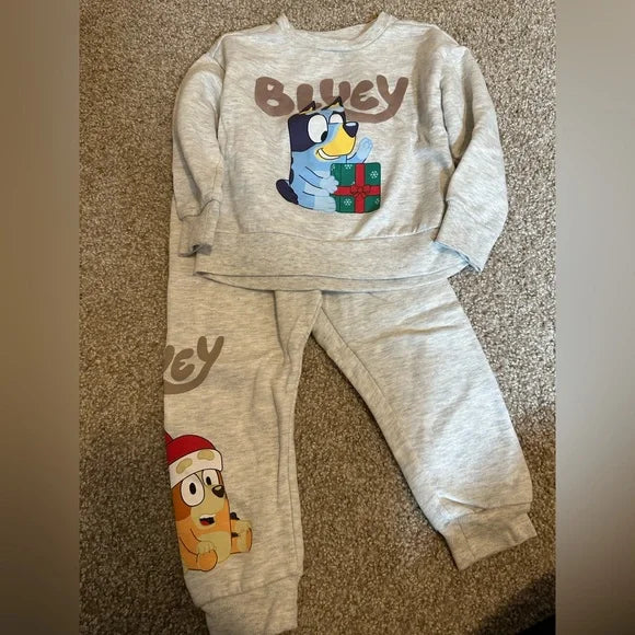BLUEY INFANT 2 PIECE SWEATSUIT Size 12M "Gray with Bluey Design"