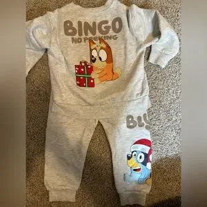 BLUEY INFANT 2 PIECE SWEATSUIT Size 12M "Gray with Bluey Design"