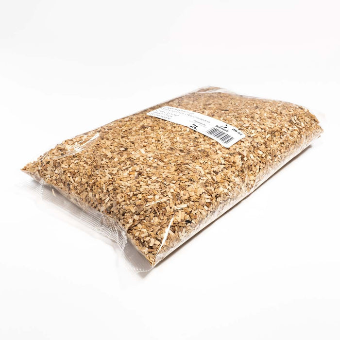 Beechwood smoking chips for outdoor grilling
