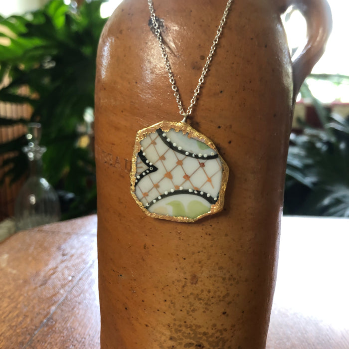 Broken Pottery Artisan Made Pendant Hand Painted Japan Unbranded Plate Handcrafted Necklace 1.5in x 1.5in