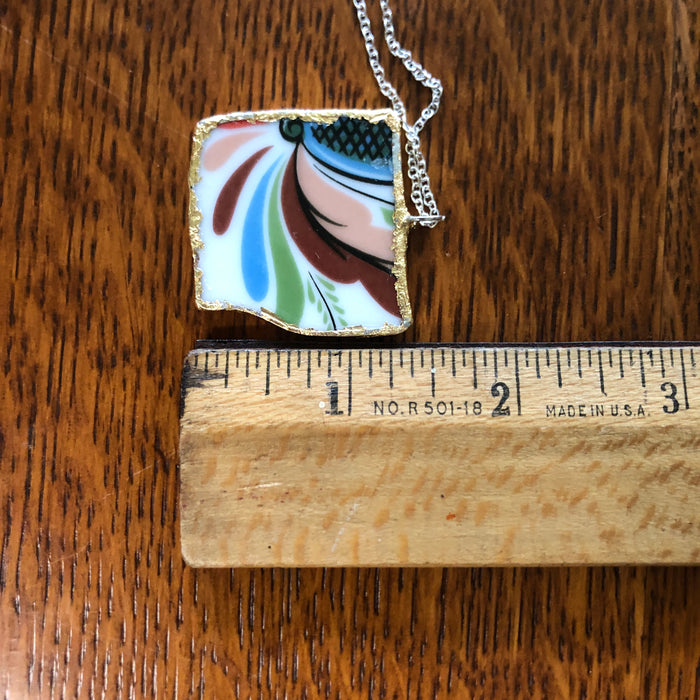 Broken Pottery Artisan Made Pendant Rosemaling Unbranded Plate Handcrafted Necklace 1 3/8in x 1.25in