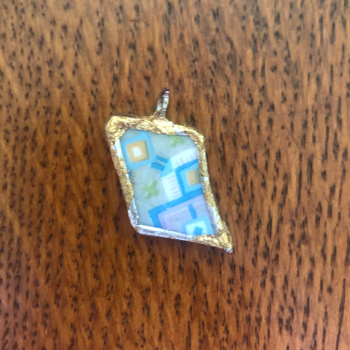 Broken Pottery Artisan Made Pendant Sango One World Japan Plate Handcrafted Necklace 3/4in x 3/4in