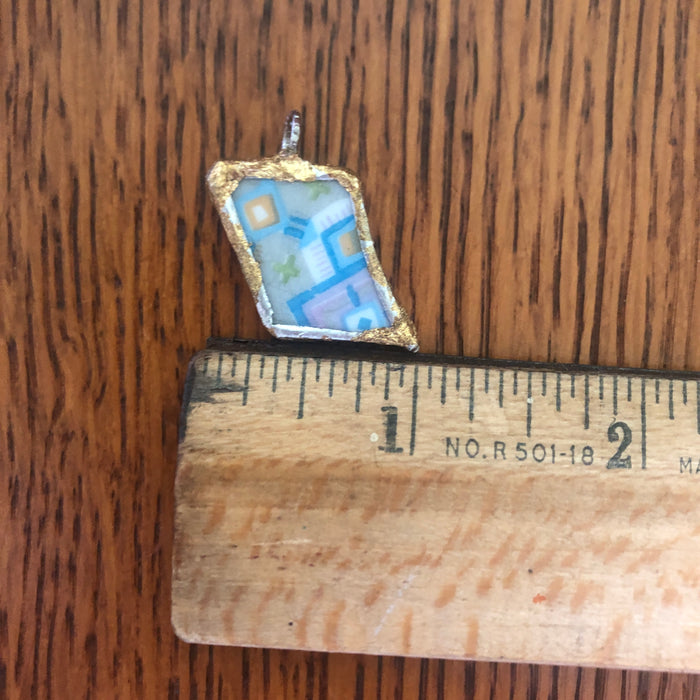 Broken Pottery Artisan Made Pendant Sango One World Japan Plate Handcrafted Necklace 3/4in x 3/4in