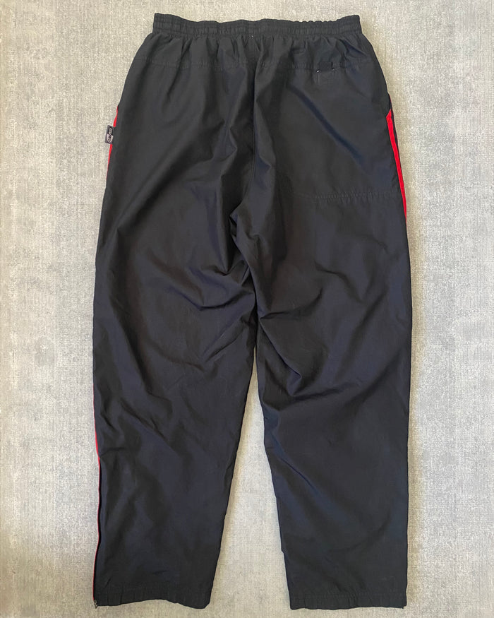 Vintage Adidas BLK RED Sweats