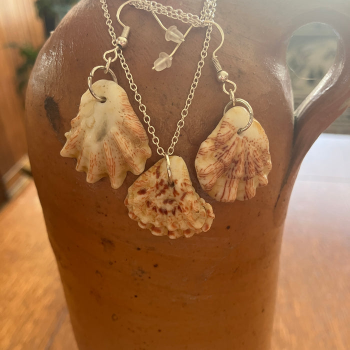 Kittens Paw Set Artisan Made Earrings And Pendant Handcrafted Sea Shell Mermaid Jewelry