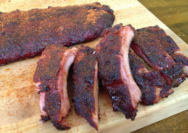 Smoked ribs with Memphis dry rub