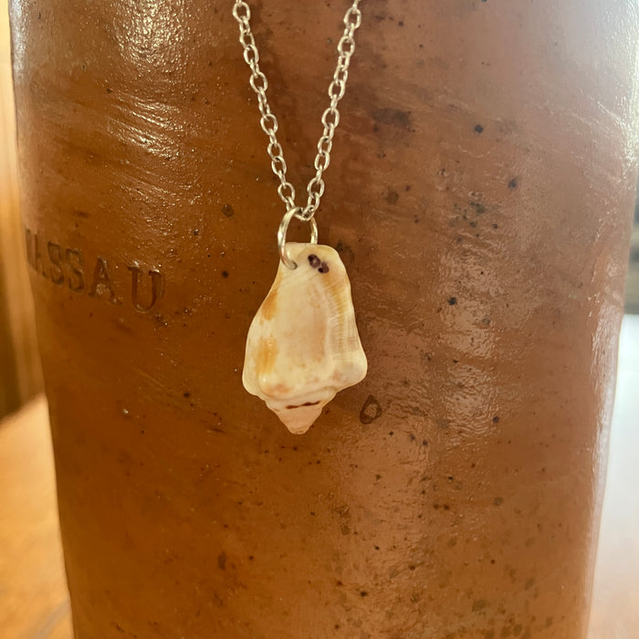 Sea Sell Artisan Made Pendant Handcrafted Sea Shell Necklace 1/2 in x 3/4 in Mermaid Jewelry