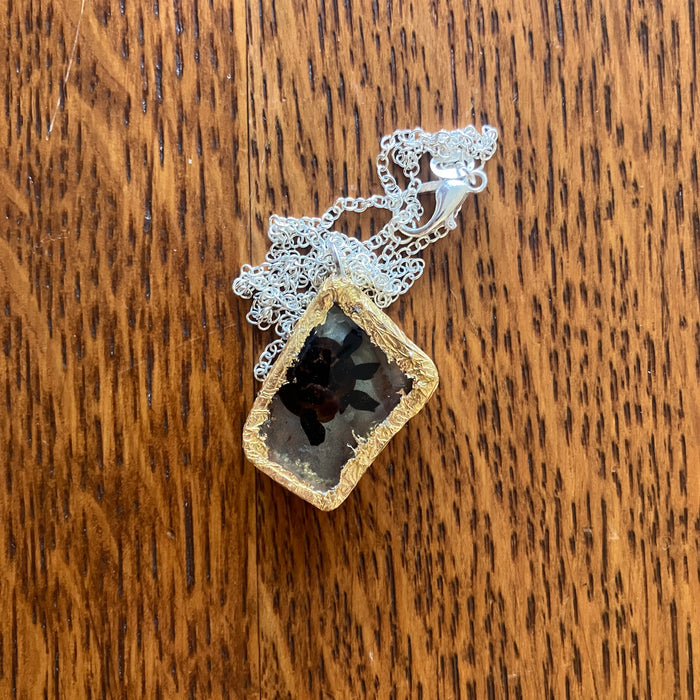 Sea Turtle Artisan Made Broken Plate Pendant Handcrafted Necklace 7/8in x 1in