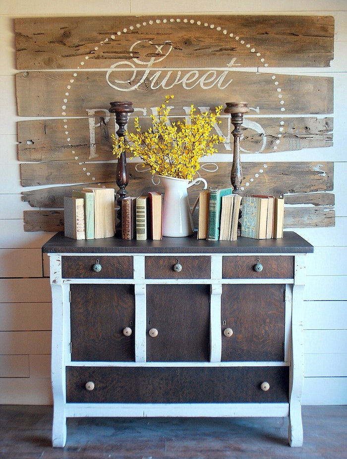 Sweet Pickins Window Pane Milk Paint - Food Safe, Non-Toxic & VOC Free